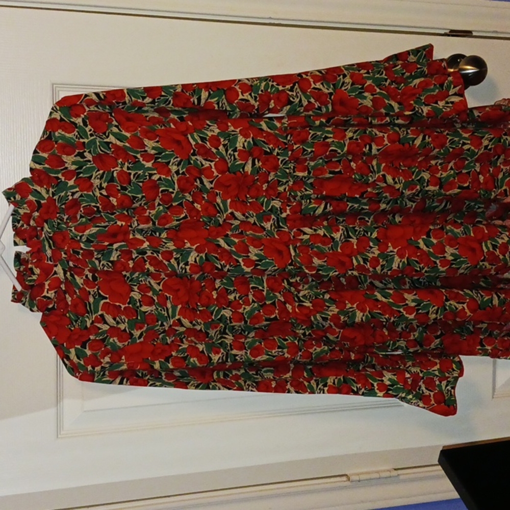 Flowered long sleeve Dress